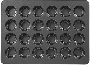 Wilton Muffin and Cupcake Baking Pan